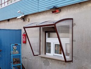 zadaszenie z poliwęglanu