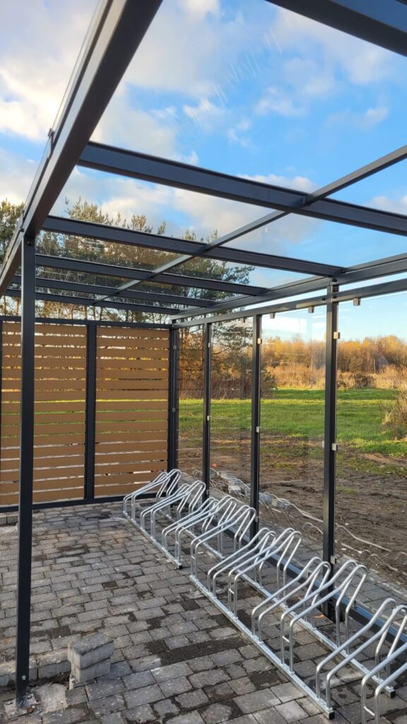 Wiata rowerowa deski szkło