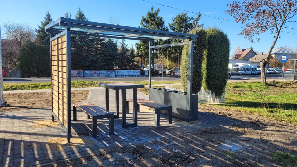 Wiata rekreacyjna szkło drewno